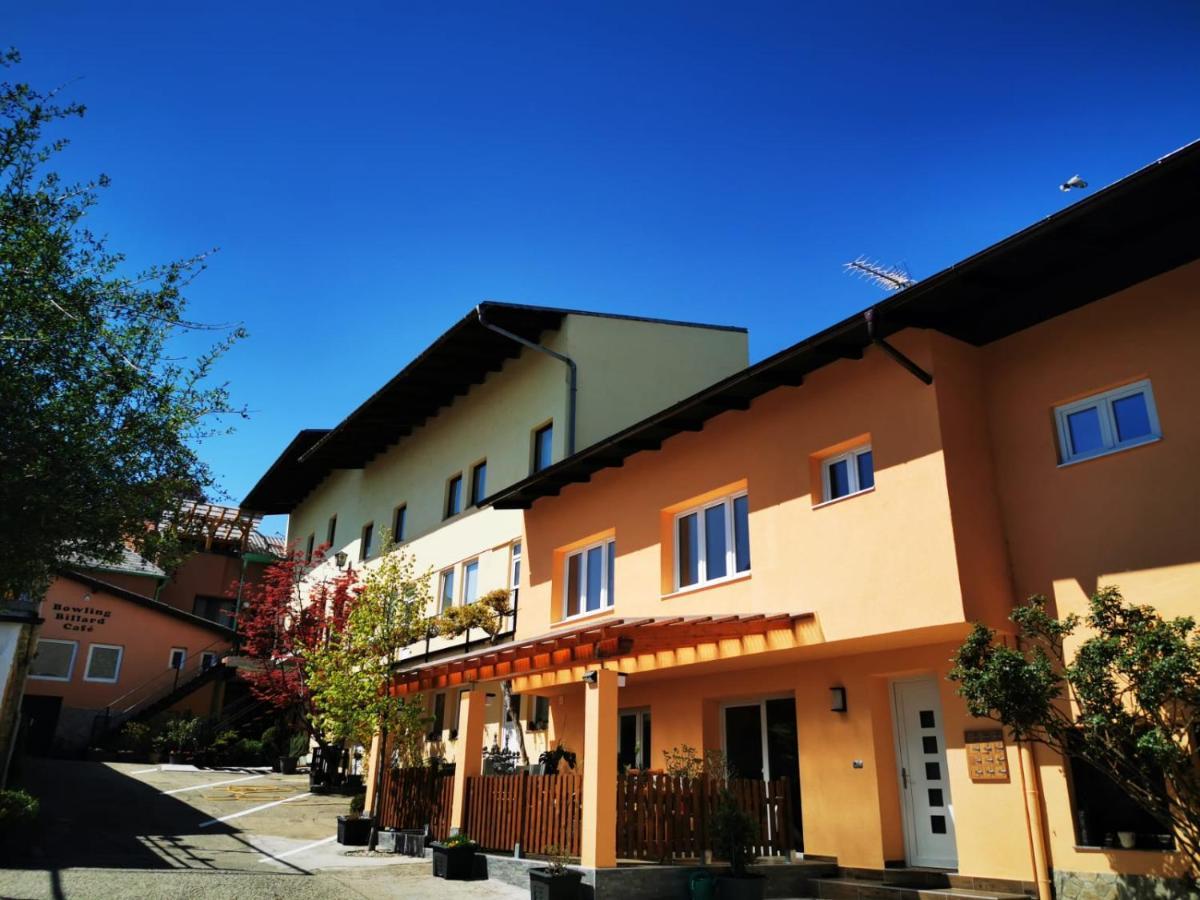 Hotel Goldene Krone 米斯特尔巴赫 外观 照片