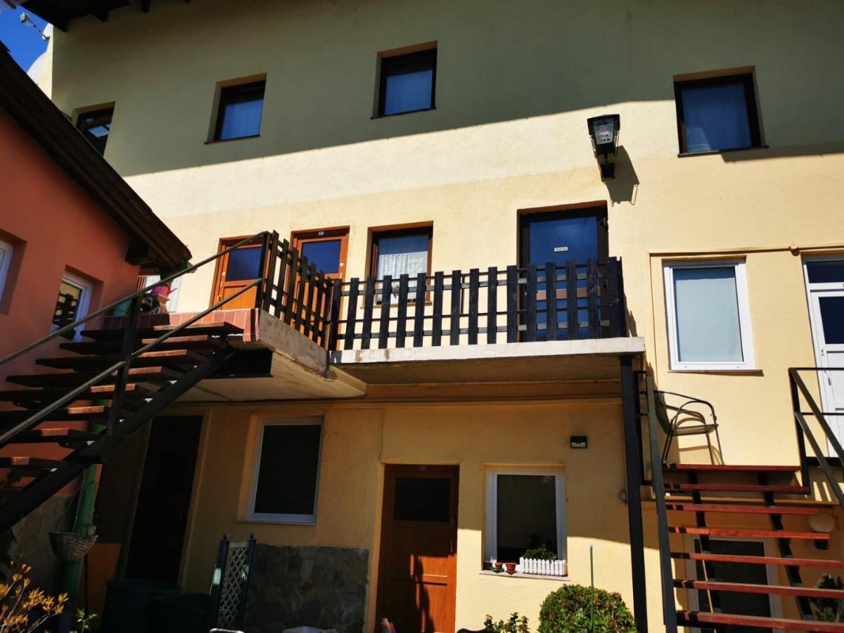 Hotel Goldene Krone 米斯特尔巴赫 外观 照片