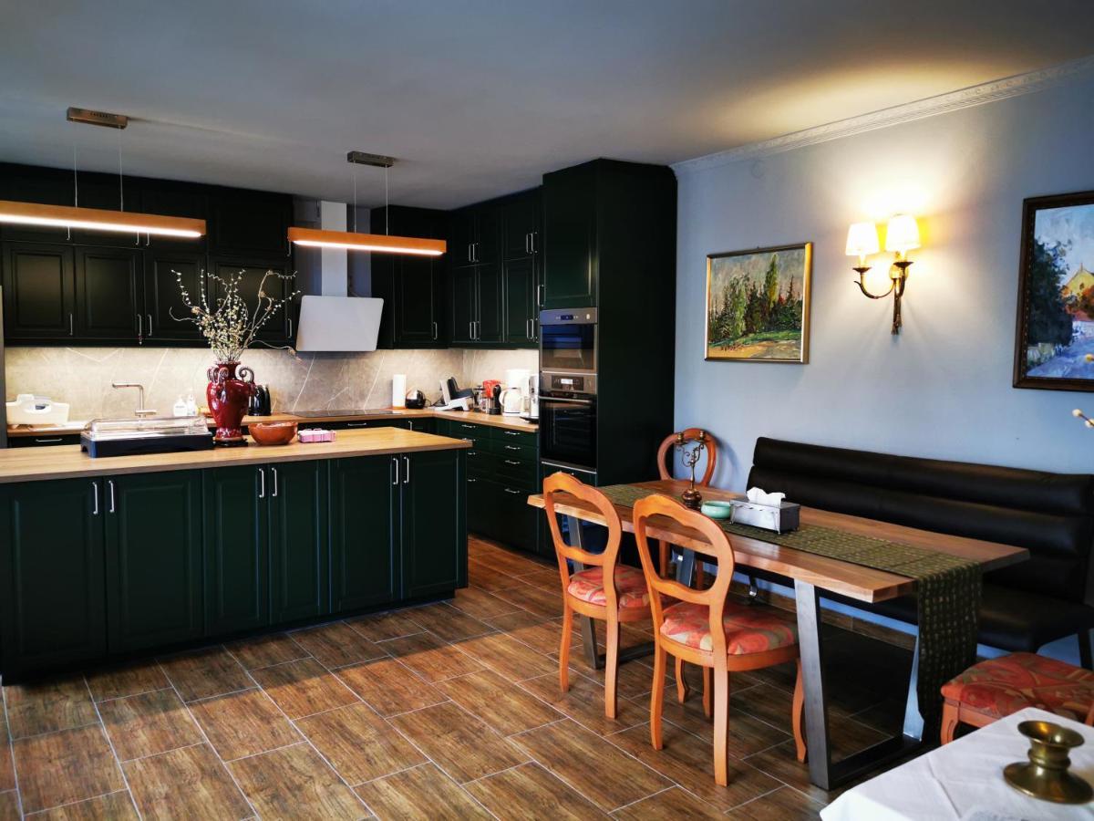 Hotel Goldene Krone 米斯特尔巴赫 外观 照片