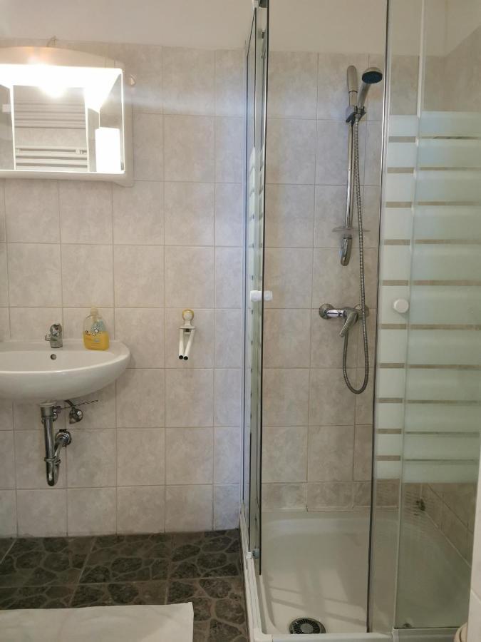 Hotel Goldene Krone 米斯特尔巴赫 外观 照片